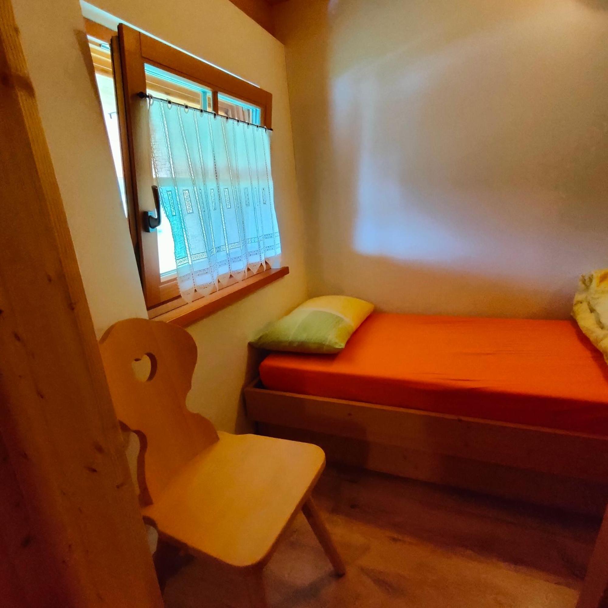 Rifugio Stella Alpina Spiz Piaz Per Escursionisti Hotell Pozza di Fassa Exteriör bild